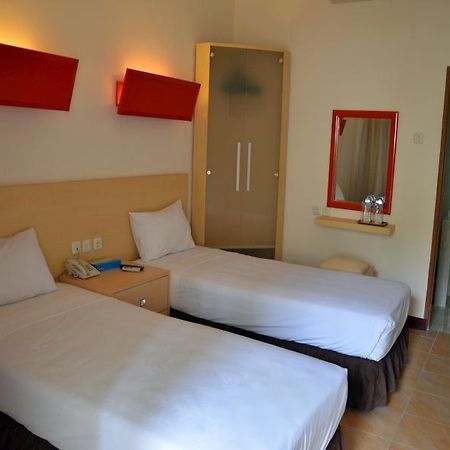 Mansinam Beach Resort WEST PAPUA Экстерьер фото